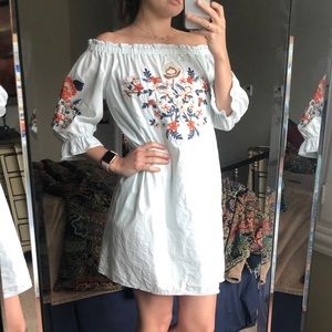 LIKE NEW Sadie and Sage Off Shoulder Dress